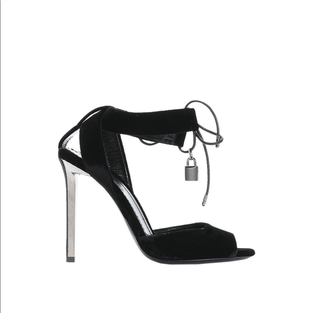 Tom Ford velvet hills
